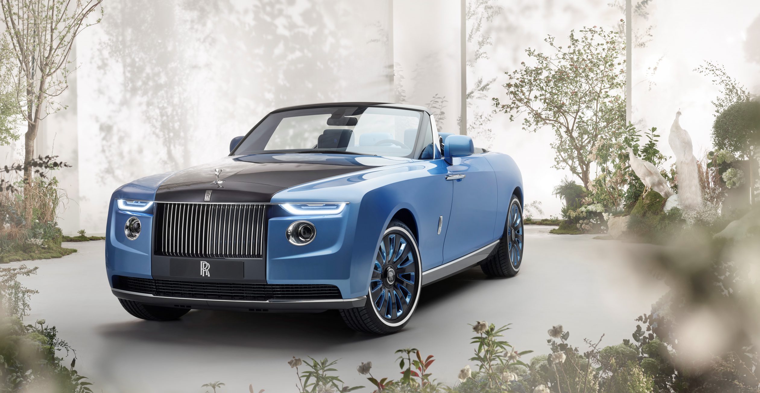 P90423785_highRes_rolls-royce-boat-tai