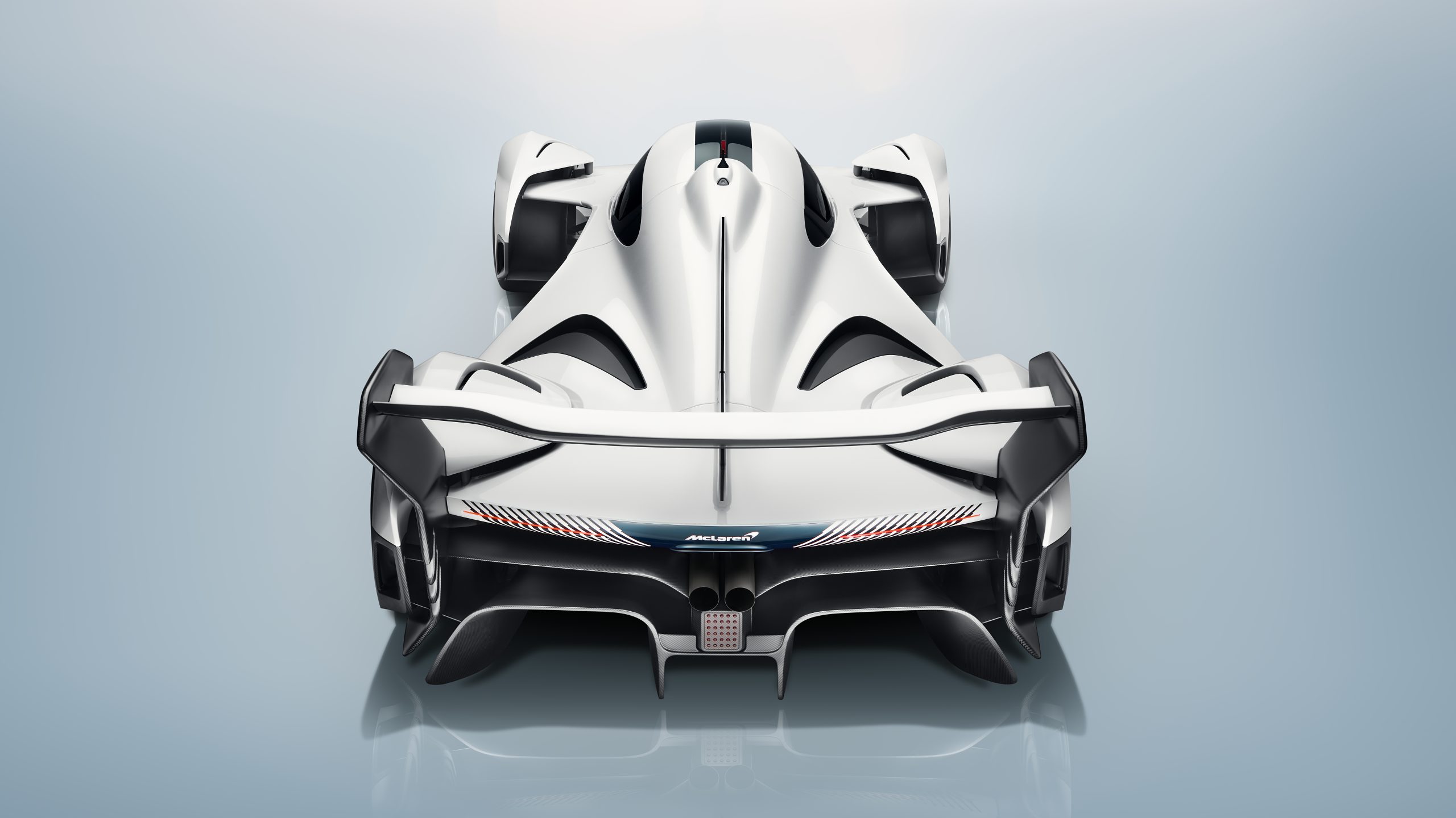 14235-McLarenSolusGT